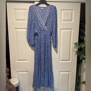 Sunday Saint Tropez 100% Viscose Blue & White Flower Long Maxi Dress Boho Chic